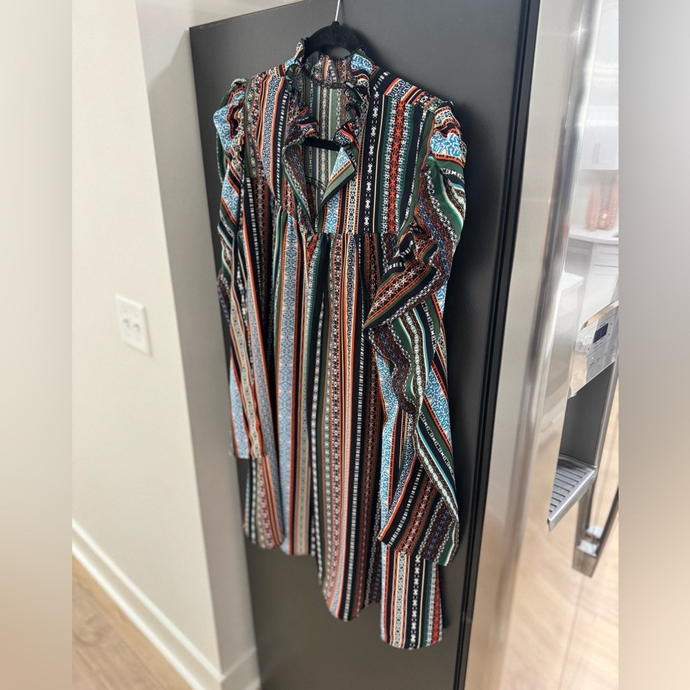 SHEIN Multicolor Patterned Long Sleeve Top - Picture 3 of 5